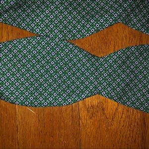 Green Ho-Ho-Ho Bow Tie